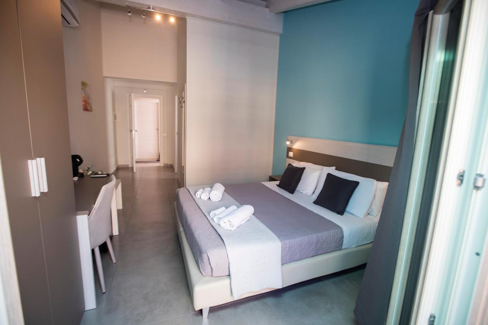 La Perla Amantea - Rooms & Apartaments Экстерьер фото