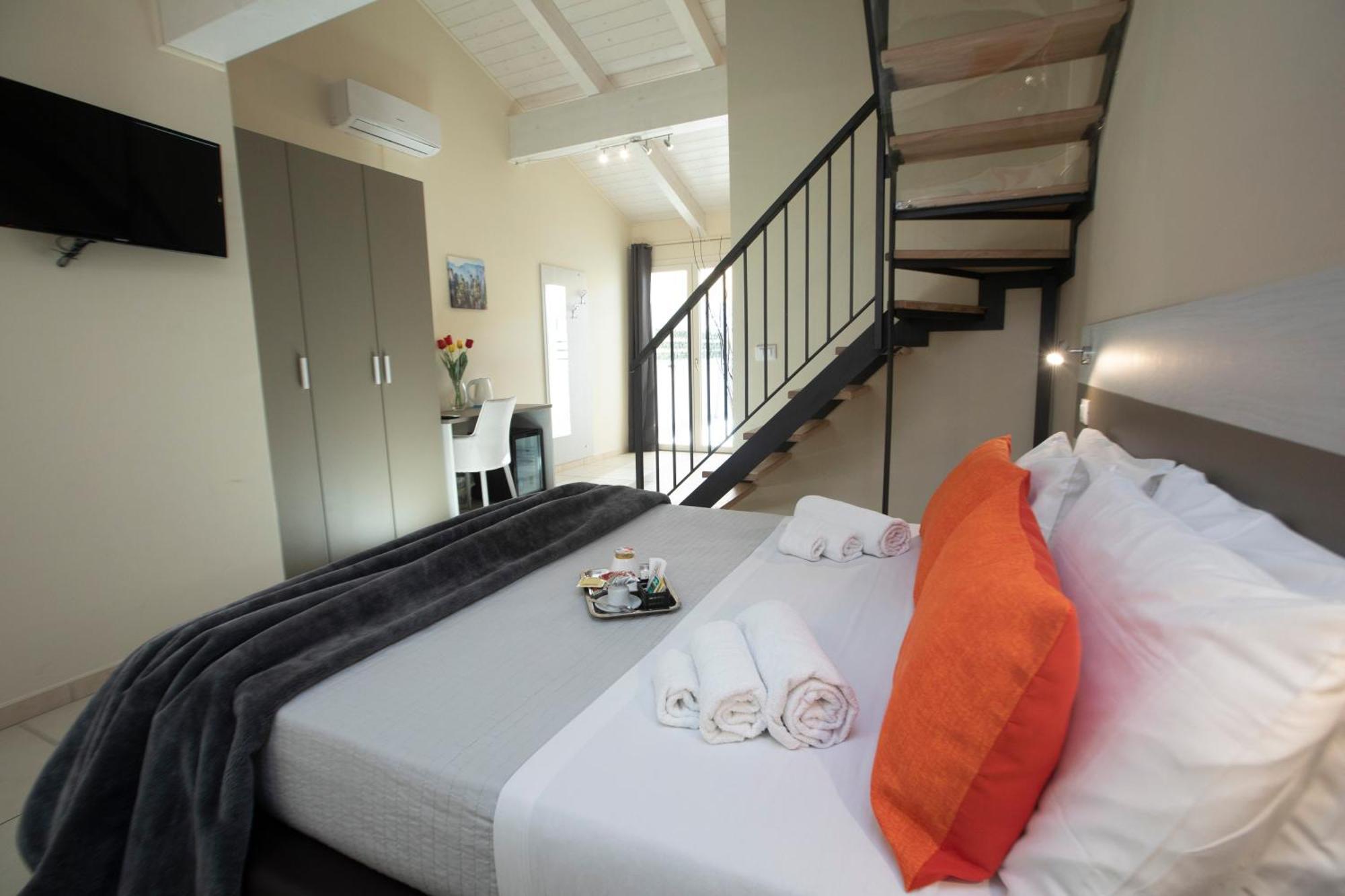 La Perla Amantea - Rooms & Apartaments Экстерьер фото