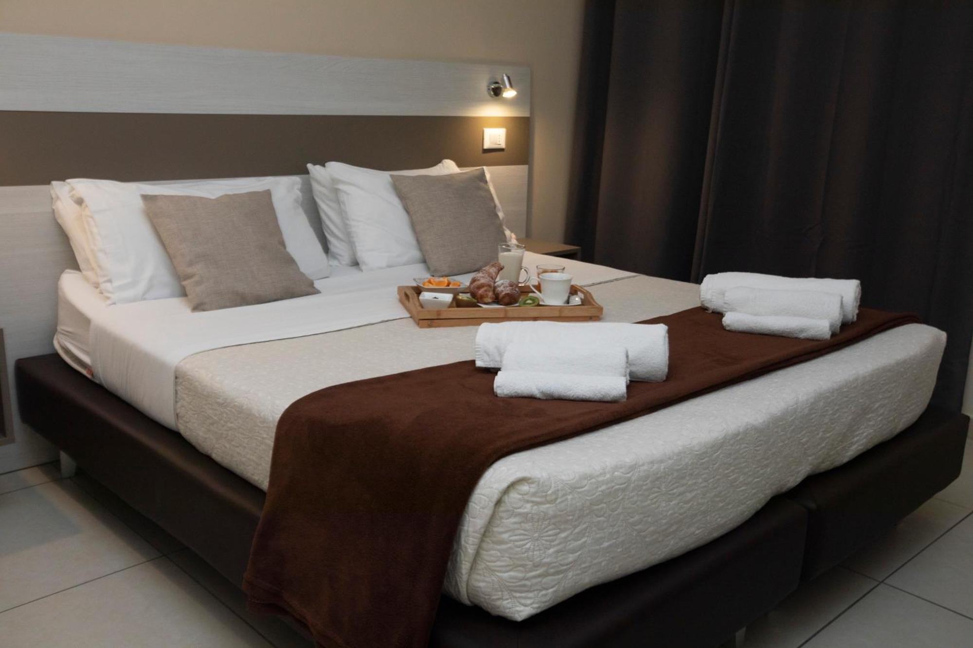 La Perla Amantea - Rooms & Apartaments Экстерьер фото
